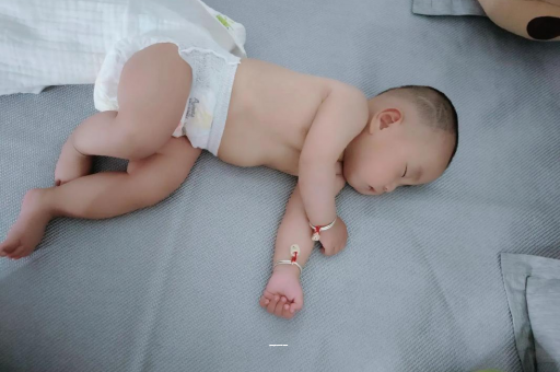 武穴宝宝上火有眼屎